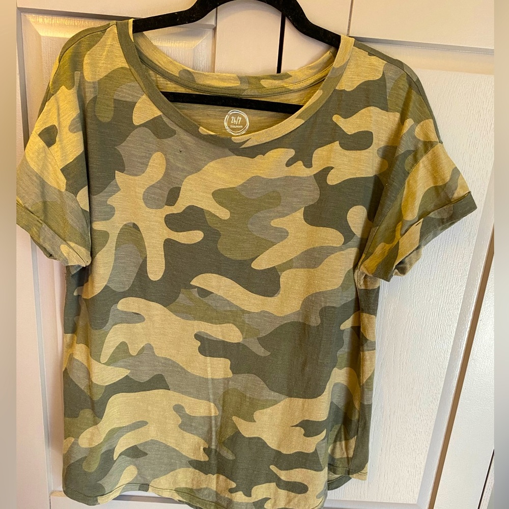 Maurice’s T-Shirt